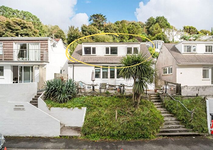 2 Bedroom Flat For Sale In Millendreath, Looe, Cornwall, PL13