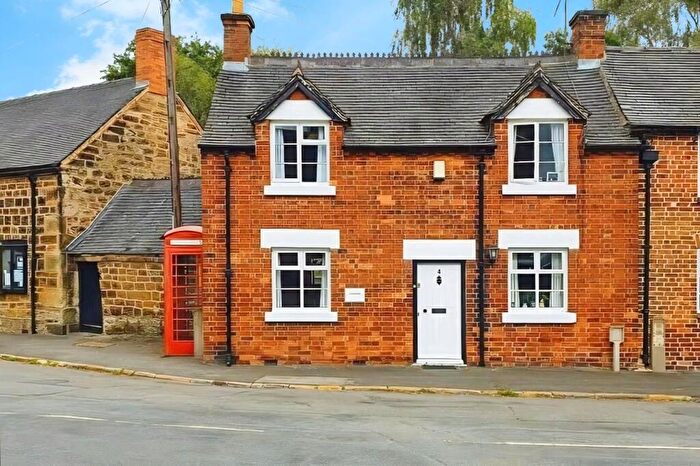 4 Bedroom Cottage For Sale In Stanhope Street, Stanton-by-Dale, Ilkeston, DE7