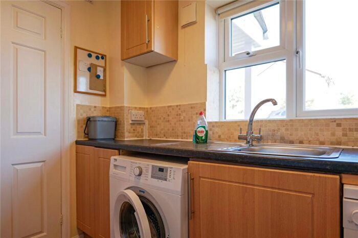 1 Bedroom Terraced House To Rent In Colmworth Close, Lower Earley, Reading, Berkshire, RG6