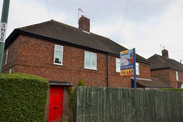 3 Bedroom Semi-Detached House To Rent In Hartcroft Road, Nottingham, NG5