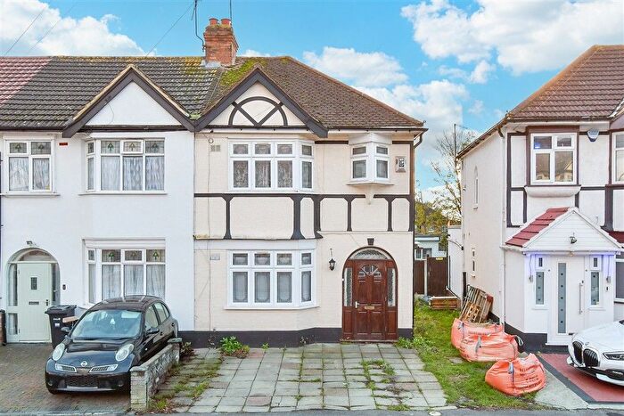 3 Bedroom End Terrace House For Sale In Gresham Drive, Chadwell Heath, Essex, RM6