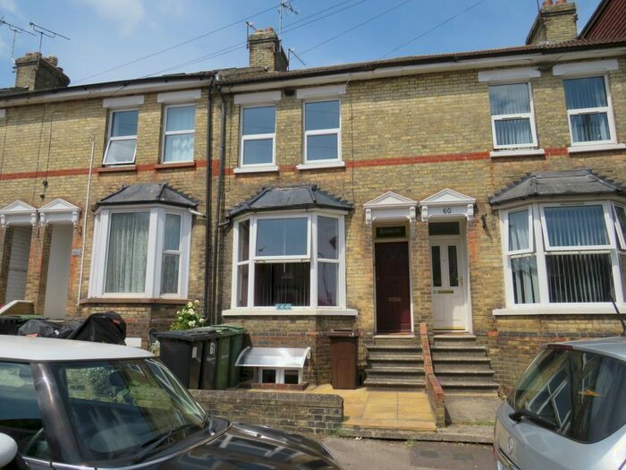 1 Bedroom Flat To Rent In Florence Road, Maidstone, ME16