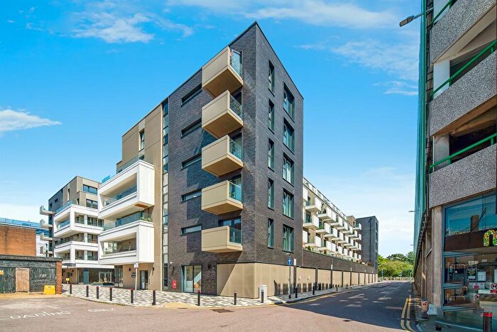 1 Bedroom Apartment For Sale In Park Place, Town Centre, Stevenage, SG1