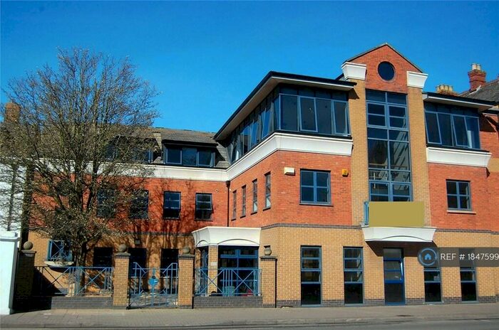 Studio To Rent In London Road, Gloucester, GL1