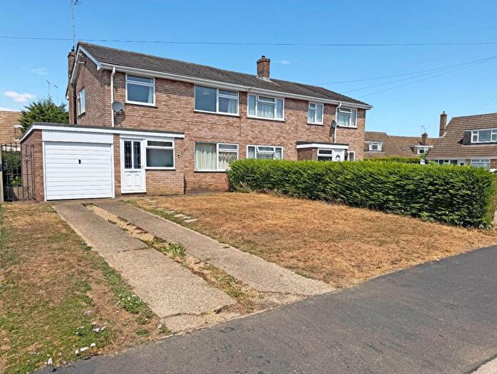 3 Bedroom Semi Detached House For Sale In Caryer Close, Orton Longueville, Peterborough, PE2