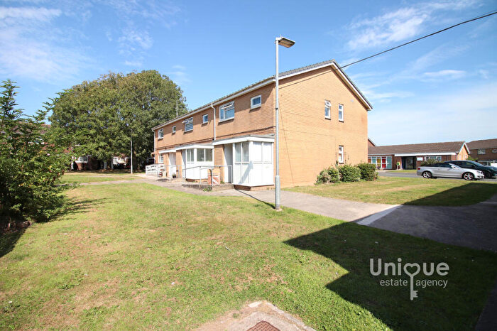 2 Bedroom Apartment For Sale In Kincraig Place, Blackpool, FY2