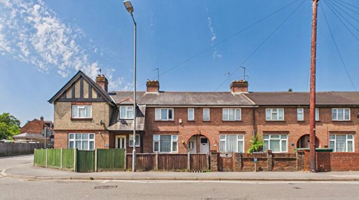 3 Bedroom Terraced House For Sale In Bellingdon Road, Chesham, Buckinghamshire, HP5