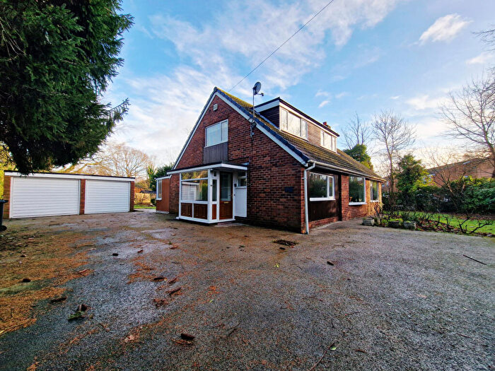 5 Bedroom Detached House To Rent In Tower Lane, Preston, Lancashire, PR2