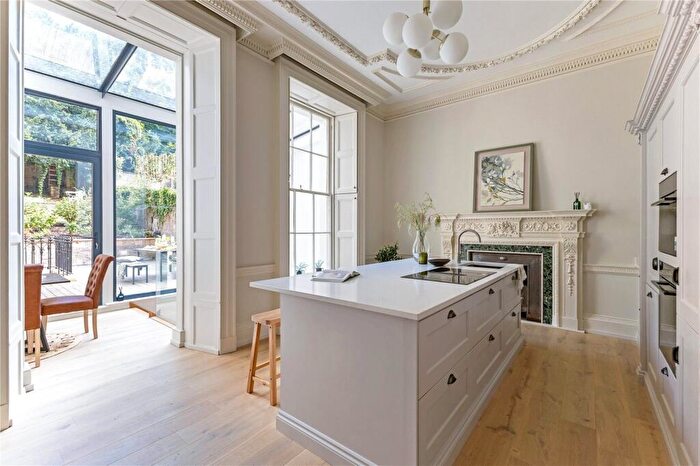 3 Bedroom Duplex For Sale In Apartment, Sion Hill Place, Bath, Somerset, BA1