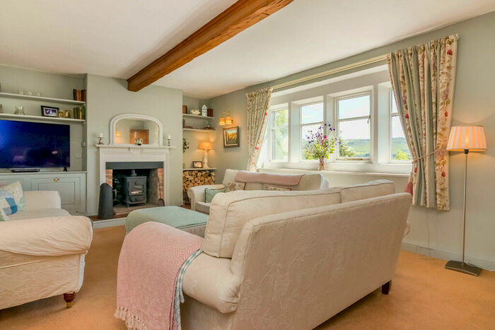 4 Bedroom Detached House For Sale In Standedge Road, Diggle, Saddleworth, OL3