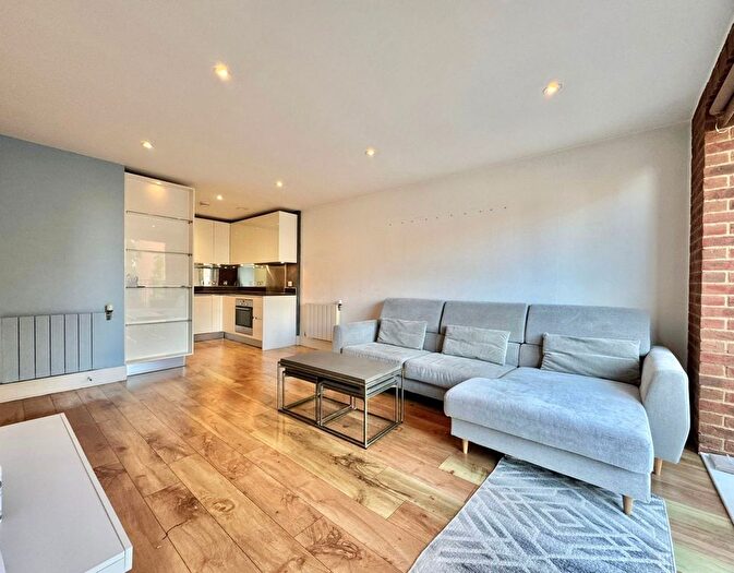 2 Bedroom Flat To Rent In Warehouse Court, No Street, Woolwich, Royal Arsenal, London, SE18