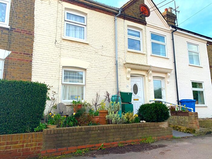 1 Bedroom Flat To Rent In Upper Brents, Faversham, ME13