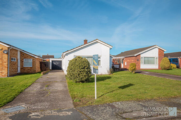 3 Bedroom Detached Bungalow For Sale In Birch Drive, Attleborough, NR17
