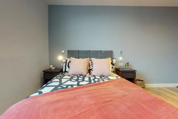 1 Bedroom Flat To Rent In Hyde Terrace, Leeds, LS2