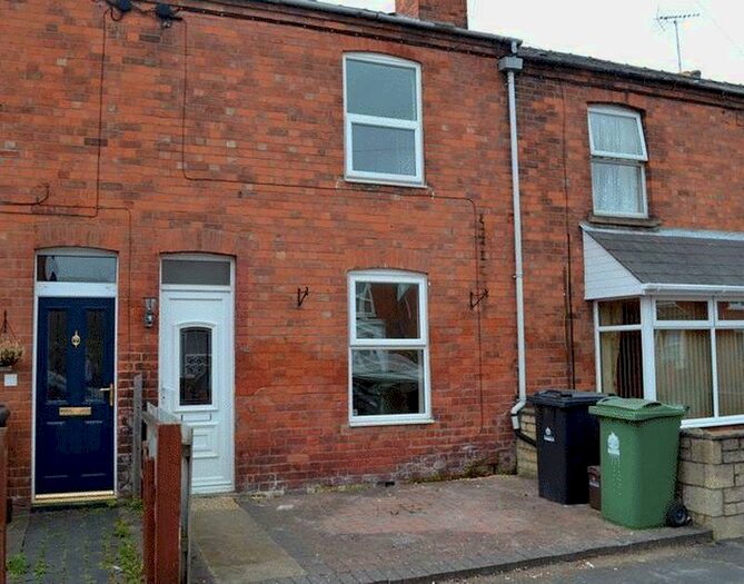 2 Bedroom Terraced House To Rent In Linden Road, Linden, GL1
