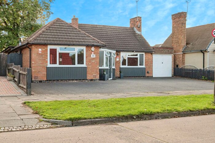 5 Bedroom Detached Bungalow For Sale In Oakside Crescent, Leicester, LE5
