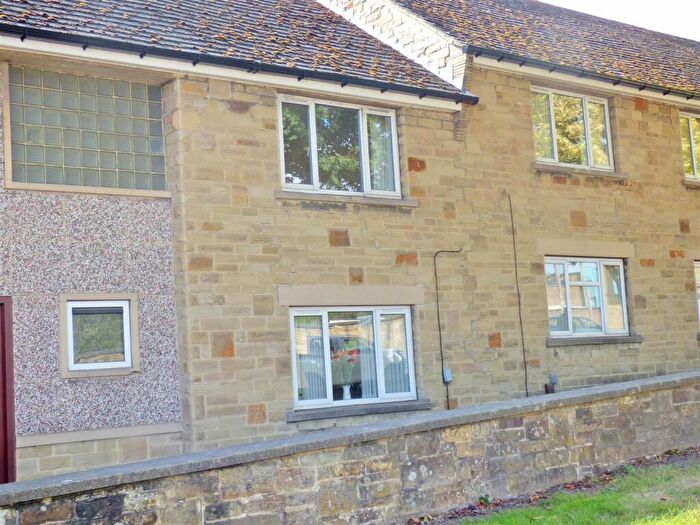 1 Bedroom Flat To Rent In Myrtle Court, Bingley, BD16