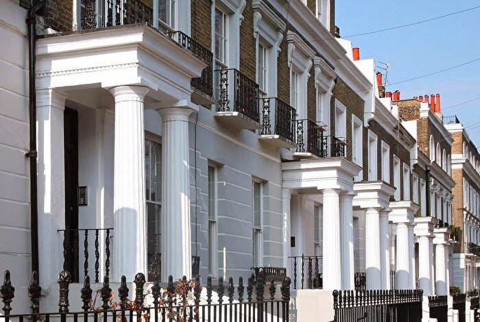 2 Bedroom Flat To Rent In Compton Road, Islington, N1