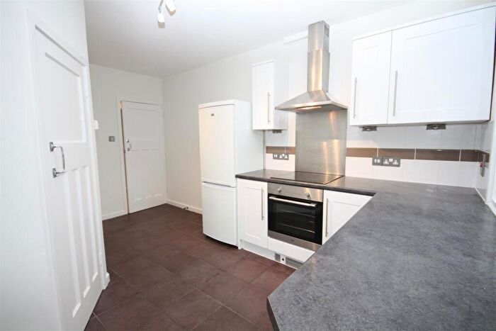 2 Bedroom Maisonette To Rent In Rectory Lane, Ashtead, KT21