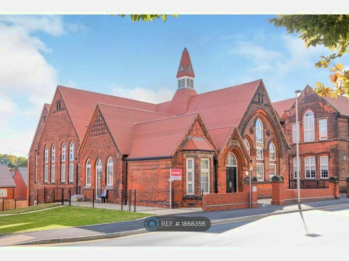 1 Bedroom Flat To Rent In Crocketts Lane, Smethwick, B66