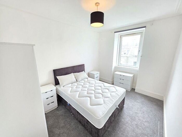 1 Bedroom Flat To Rent In Northfield Place, Rosemount, Aberdeen, AB25