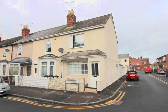 3 Bedroom Property To Rent In 3 Bed House To Rent, Ipswich Street, Ferndale SN2