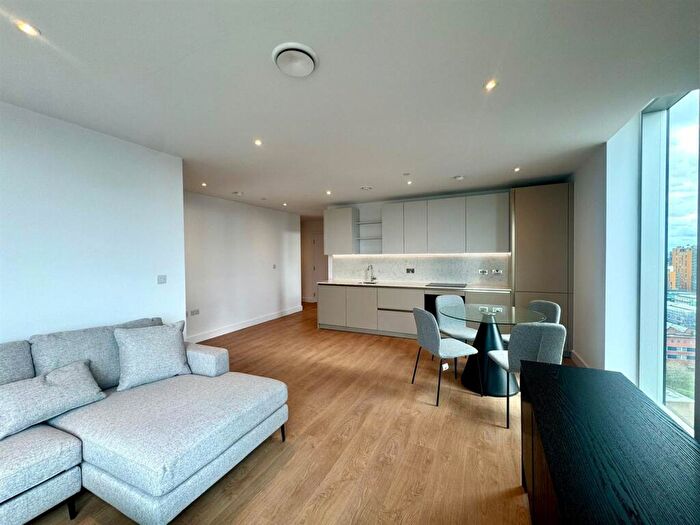 2 Bedroom Apartment To Rent In Dantzic Street, Manchester, M4
