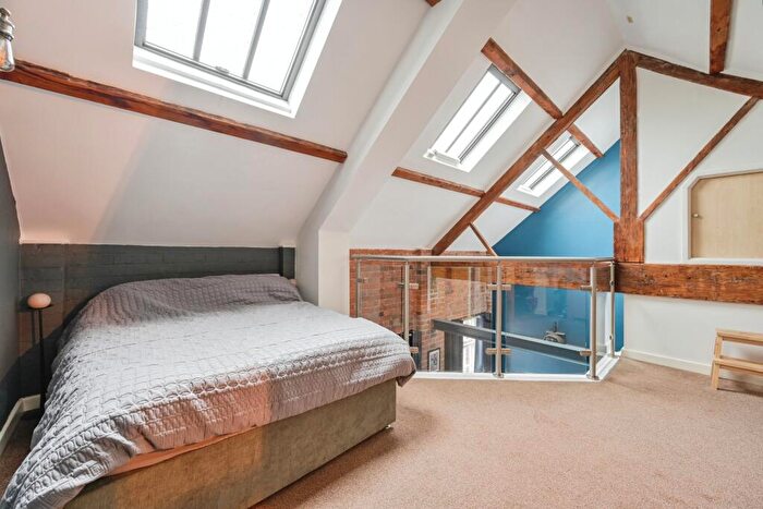 1 Bedroom Flat For Sale In Horninglow Street, Burton-on-Trent, Staffordshire, DE14