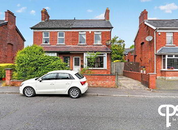 2 Bedroom Semi-Detached House For Sale In Rushfield Avenue, Belfast, BT7