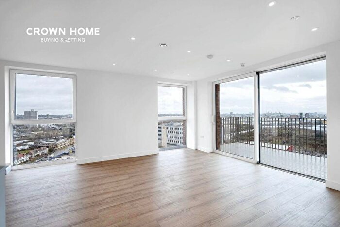 2 Bedroom Apartment To Rent In Waterview House, Quay Walk, Wembley, Grand Union, HA0