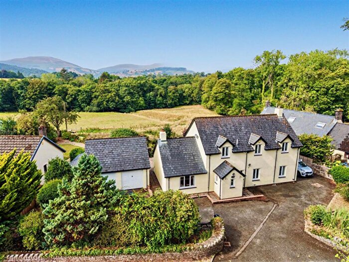 4 Bedroom Detached House For Sale In Cathedine, Brecon, LD3