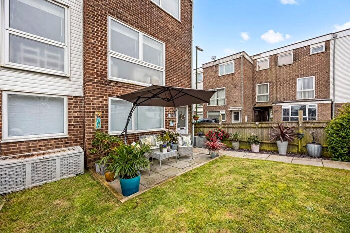 2 Bedroom Maisonette For Sale In College Road, Southwater, RH13