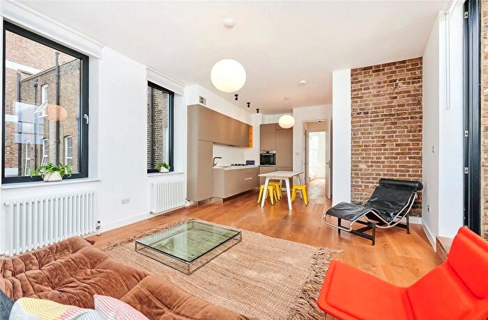 2 Bedroom Flat To Rent In Jamestown Road, Camden, NW1