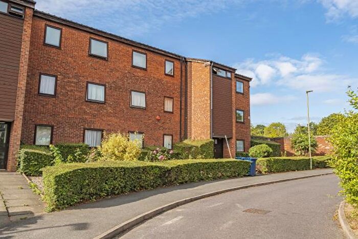 2 Bedroom Apartment For Sale In Rowlands Close, London, NW7