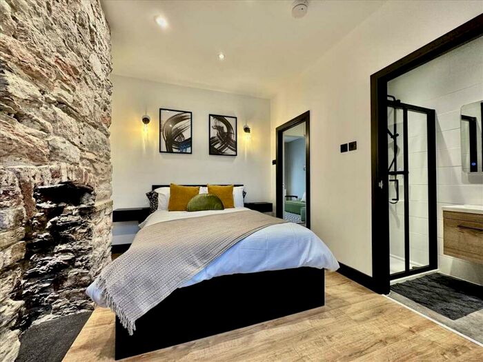 1 Bedroom Apartment To Rent In Carlton Terrace, Eldad Hill, Plymouth, Plymouth, PL1