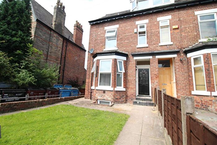 4 Bedroom Private Hall To Rent In Lombard Grove (), Fallowfield, Manchester, M14