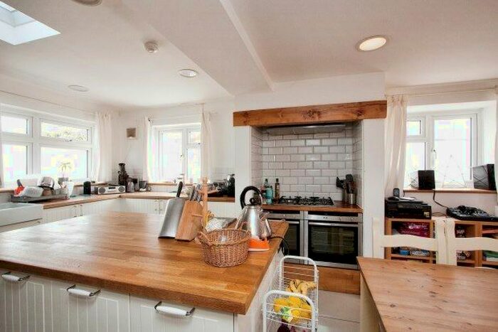 2 Bedroom Cottage To Rent In Sunnymount, Radstock, BA3