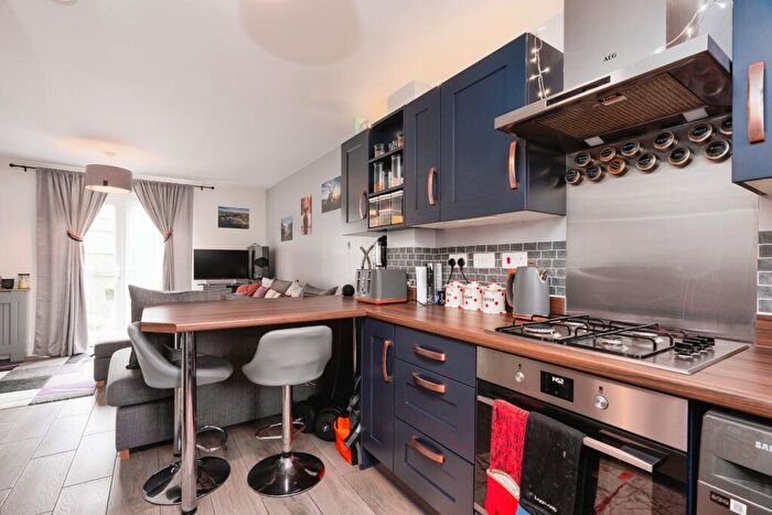3 Bedroom Town House For Sale In Rowling Hollins, Colne, Lancashire, BB8