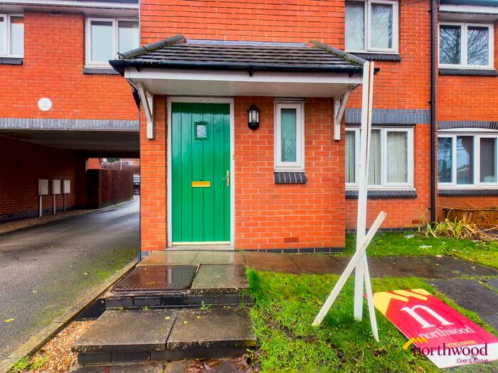 3 Bedroom Town House To Rent In Warrington Street, Fenton, ST4