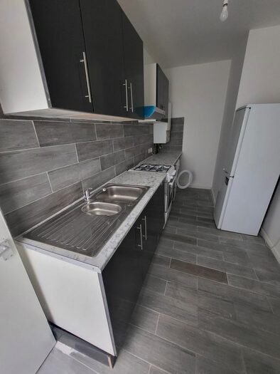 2 Bedroom Flat To Rent In Telegraph Mews, Ilford, IG3