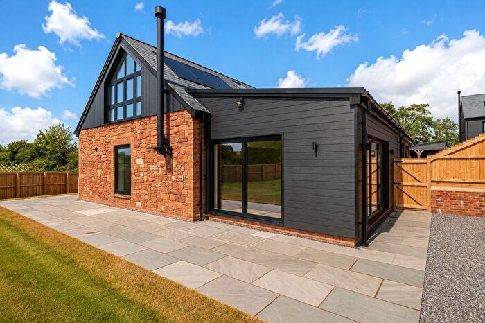 3 Bedroom Bungalow For Sale In Church Lane, Bicknoller, Taunton, Somerset, TA4