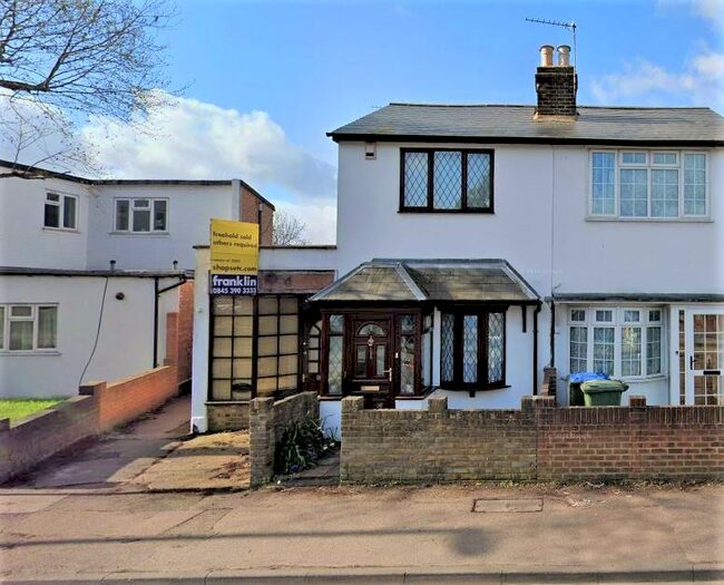 1 Bedroom House To Rent In Walton Road, West Molesey, KT8