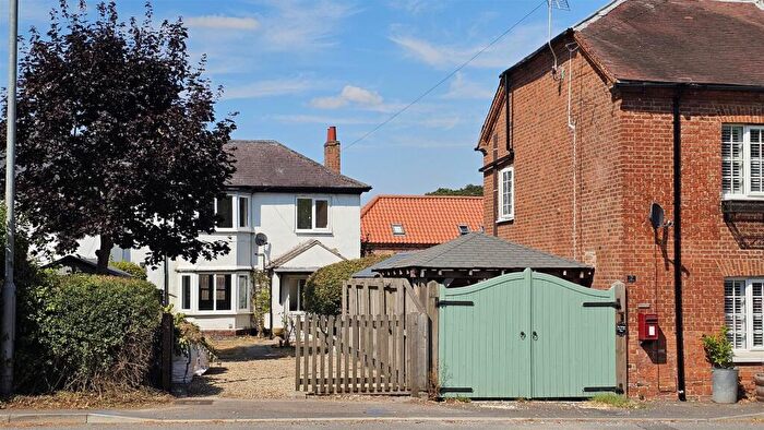 2 Bedroom Semi-Detached House To Rent In The Row, Elton, Nottingham, NG13
