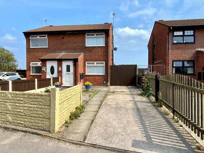 2 Bedroom Semi-Detached House To Rent In Duddon Avenue, Fleetwood, Lancashire, FY7