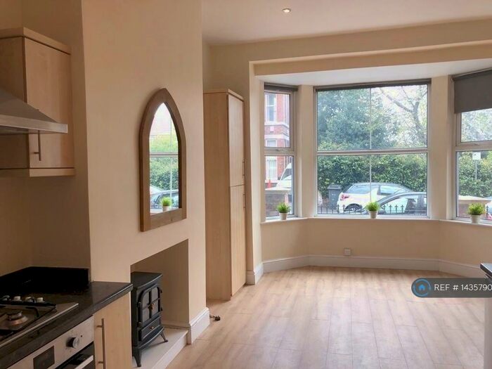 1 Bedroom Flat To Rent In Fairfield Road, Chesterfield, S40