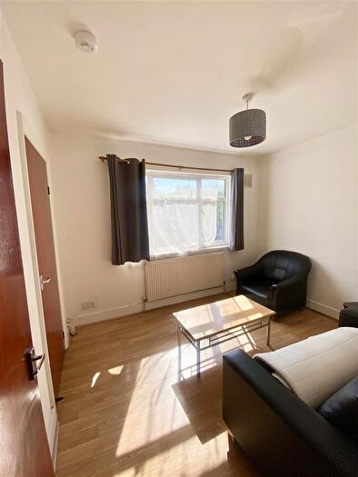 1 Bedroom Flat To Rent In Tokyngton Avenue, Wembley, HA9
