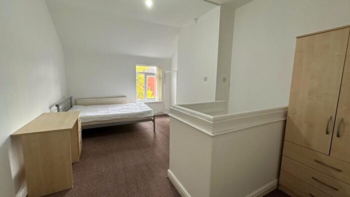 4 Bedroom Terraced House To Rent In Vine Street, CV1