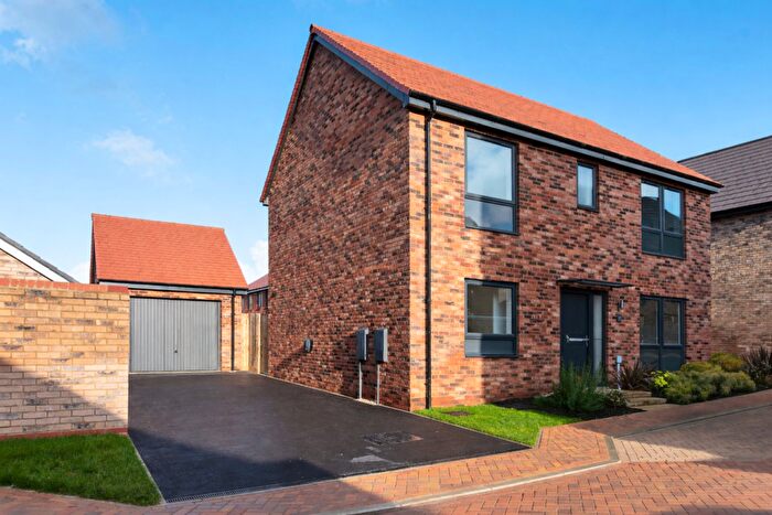 4 Bedroom Detached House For Sale In Off Watling Street, Whitehouse Park, Milton Keynes, MK8