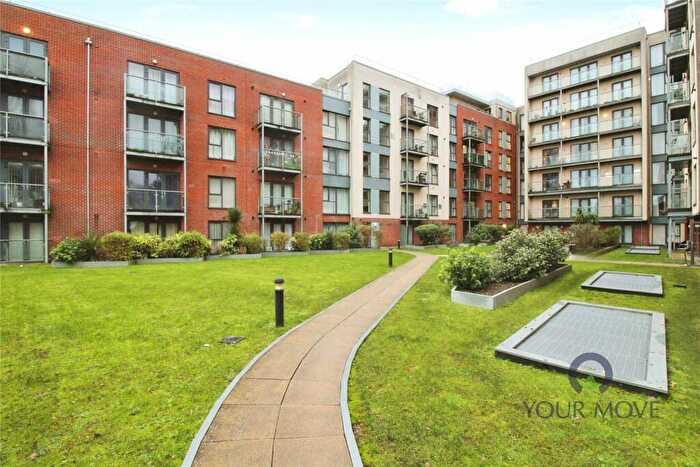 1 Bedroom Flat For Sale In Midland Road, Hemel Hempstead, Hertfordshire, HP2