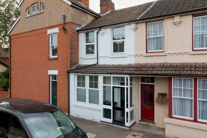 4 Bedroom Terraced House To Rent In St. Michaels Road, Canterbury, CT2